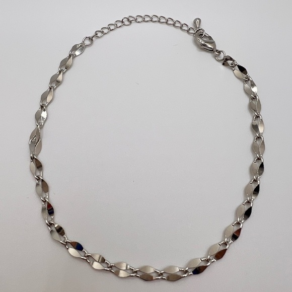 Elegant Silver Chain anklet - Picture 3 of 6